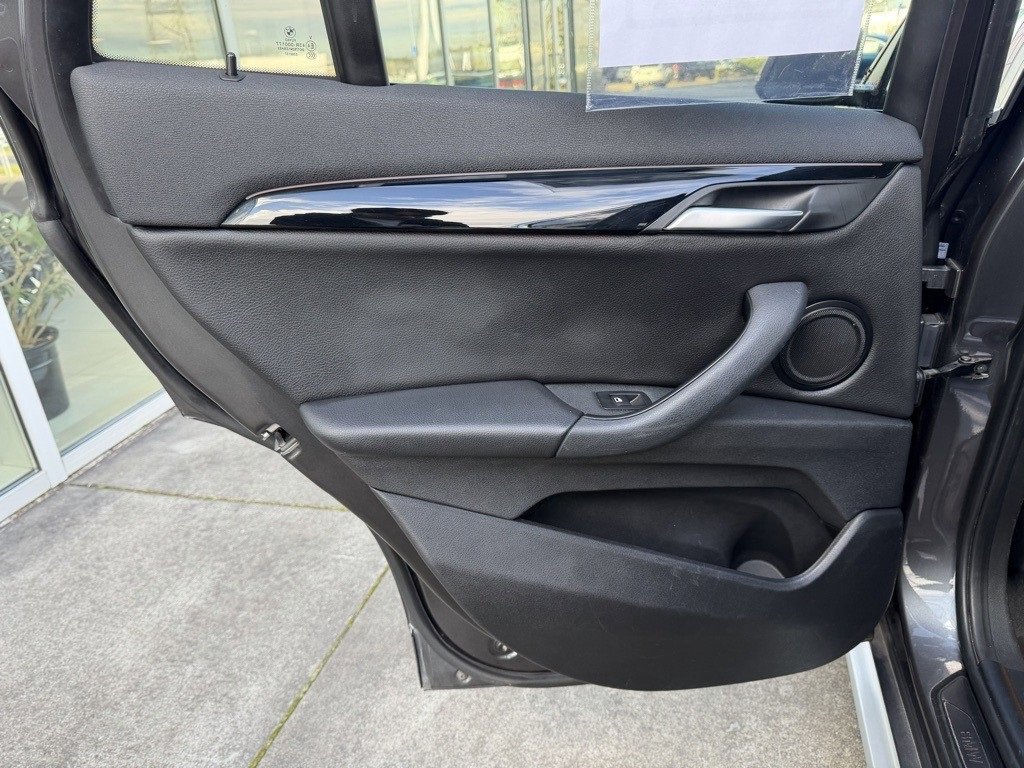 Used 2020 BMW X1 xDrive28i image 32