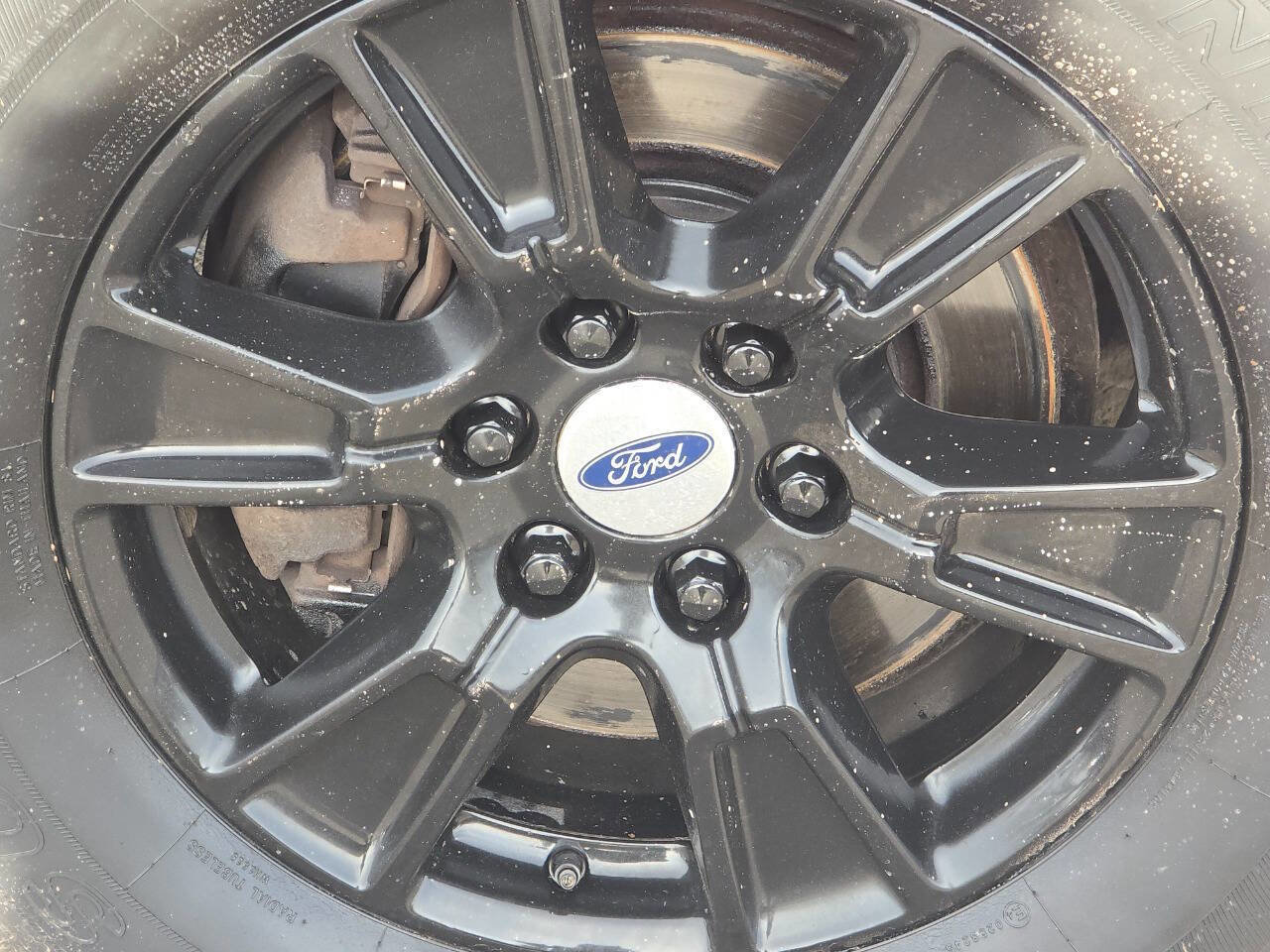 Used 2016 Ford F150 XLT w/ Equipment Group 302A Luxury image 9