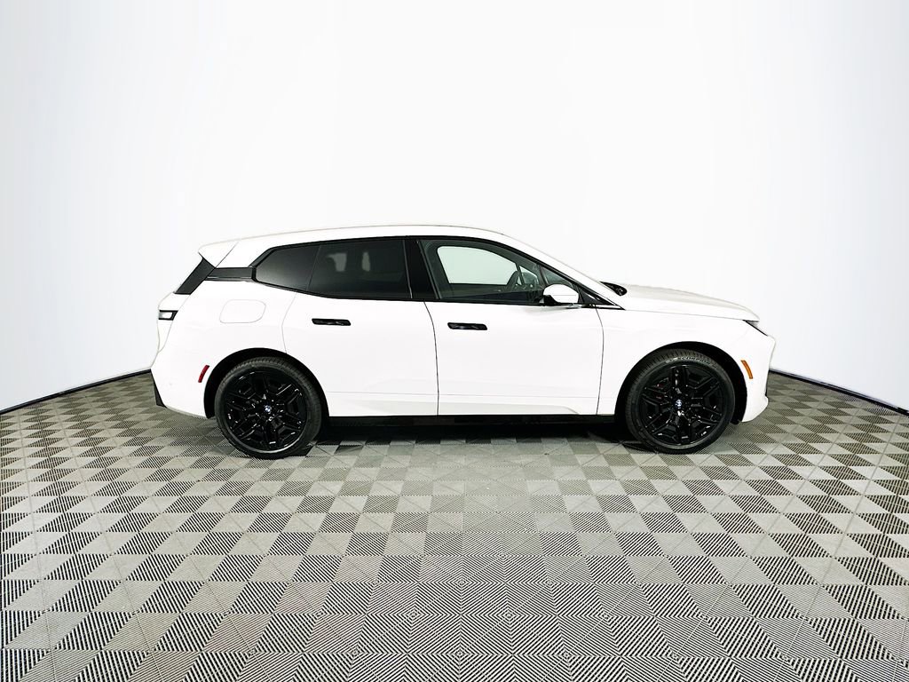 New 2026 BMW iX xDrive60 w/ M Sport Package image 10