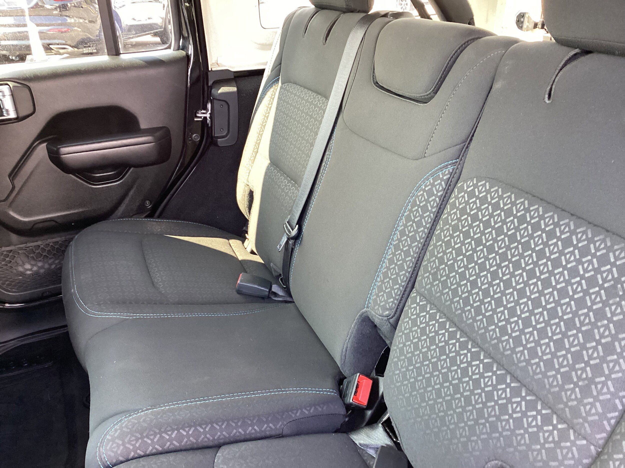Used 2021 Jeep Wrangler Unlimited Sport image 13