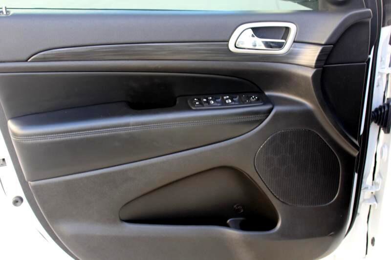 Used 2020 Jeep Grand Cherokee Altitude image 10