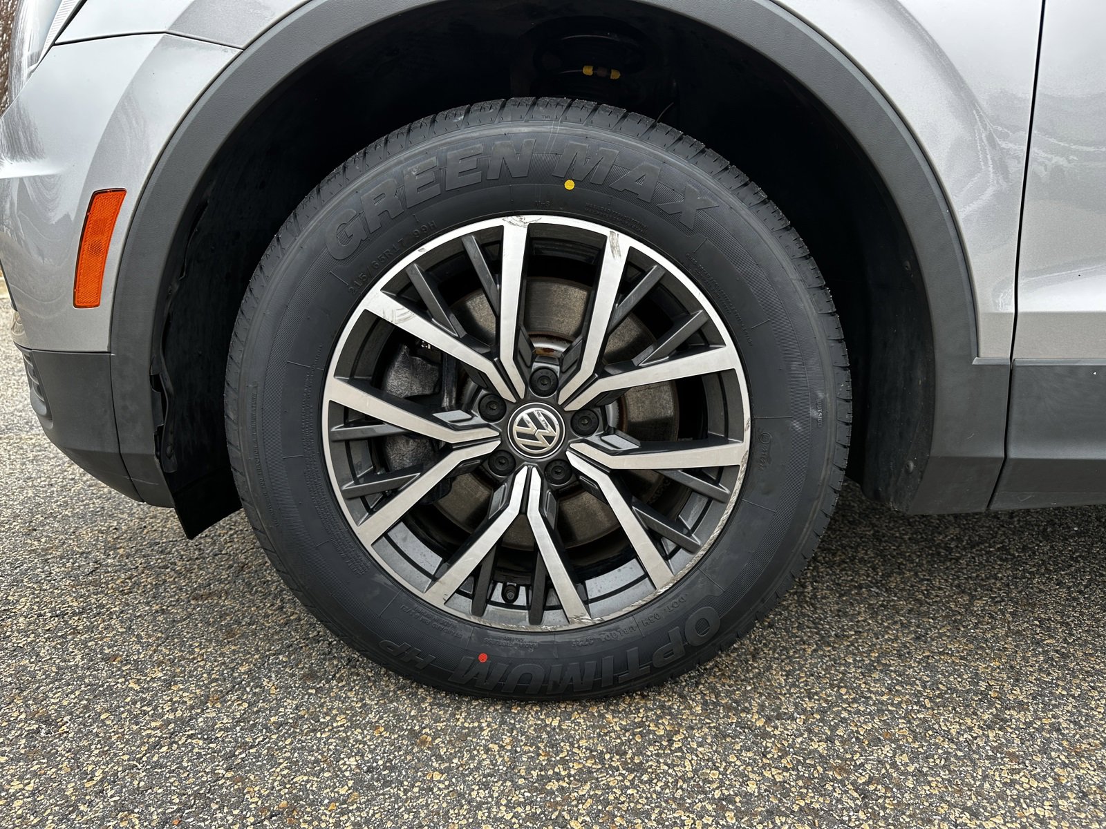 Used 2021 Volkswagen Tiguan S image 11