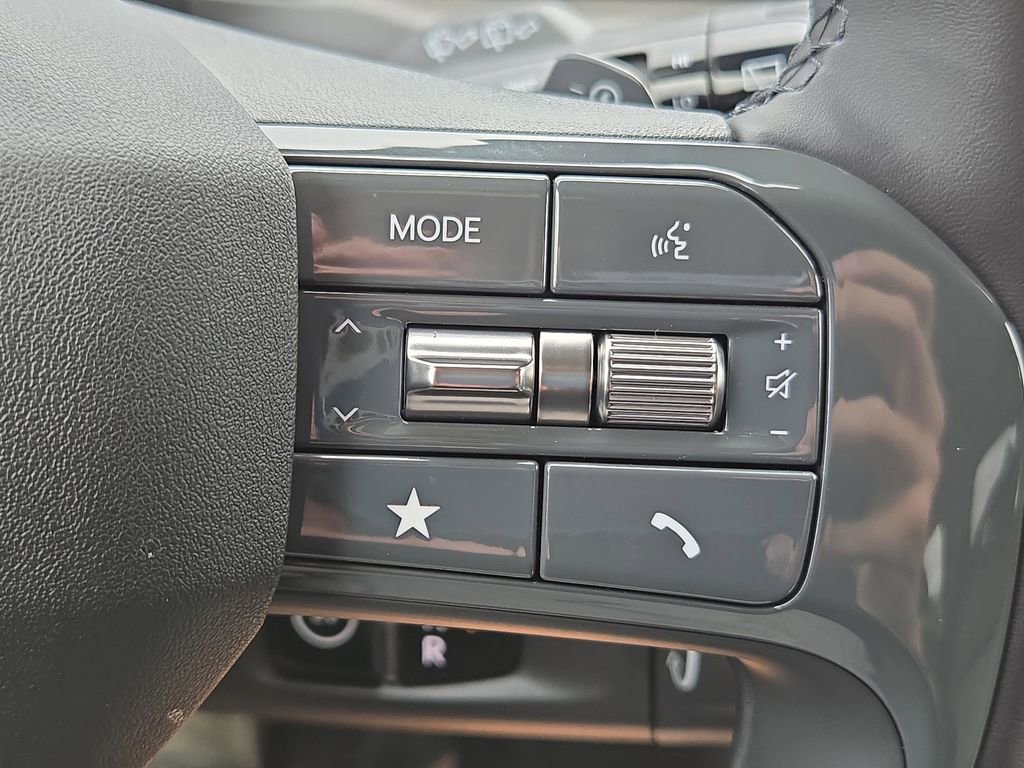 New 2026 Kia EV9 Light image 30