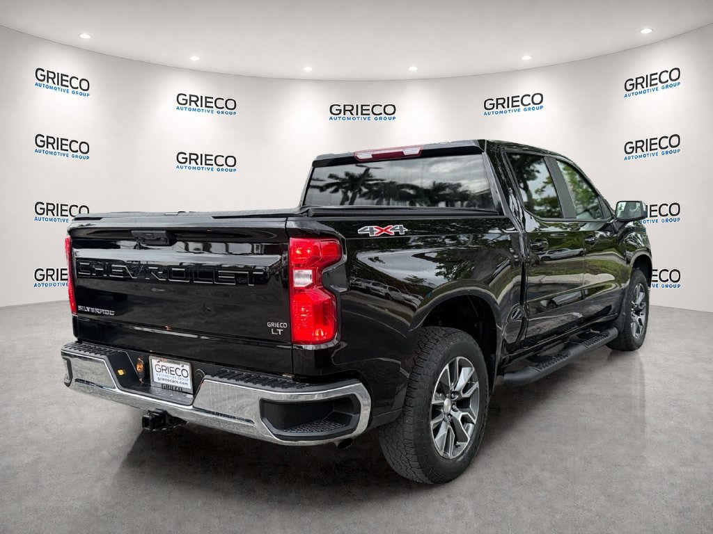Used 2024 Chevrolet Silverado 1500 LT AWD/4WD image 7