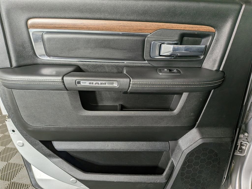 Used 2017 RAM 1500 Laramie w/ Convenience Group image 34