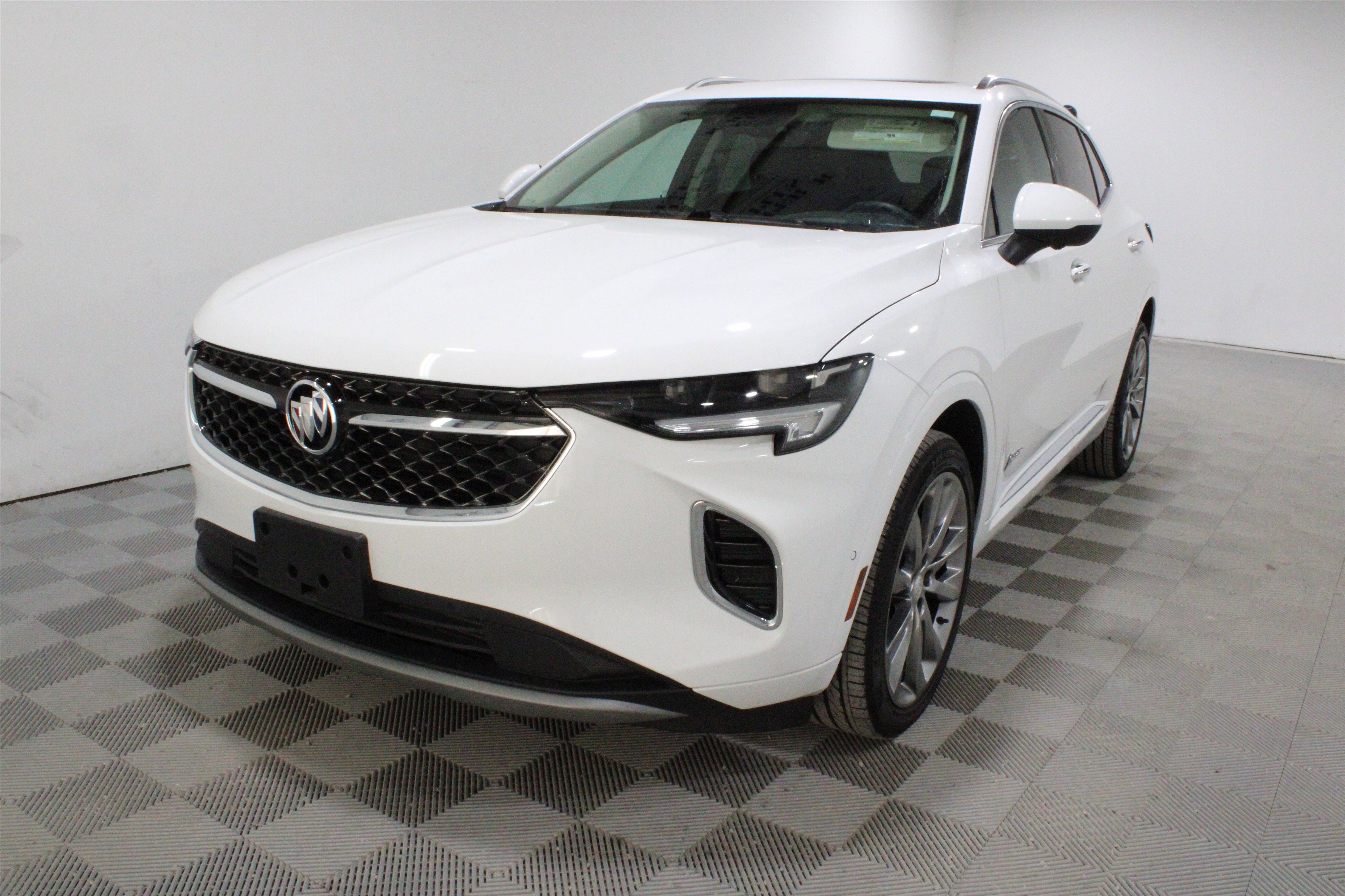 Used 2021 Buick Envision Avenir w/ Technology Package II image 32