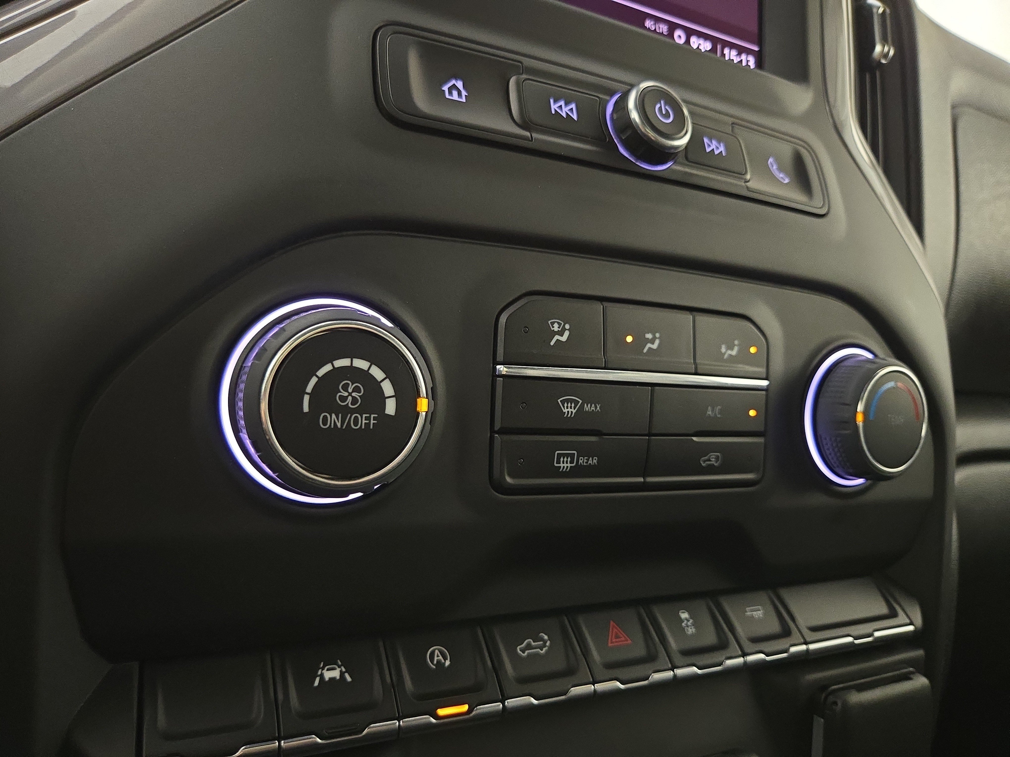 Certified 2023 Chevrolet Silverado 1500 Custom RWD image 27