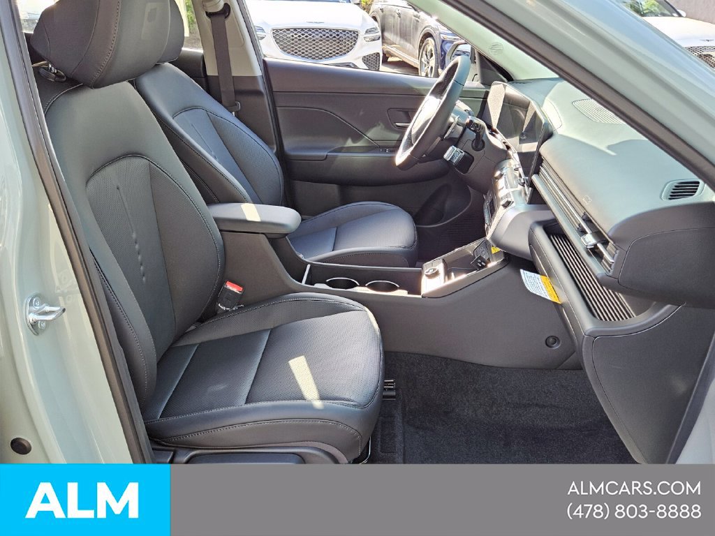 Used 2026 Hyundai Kona SEL Premium FWD image 16