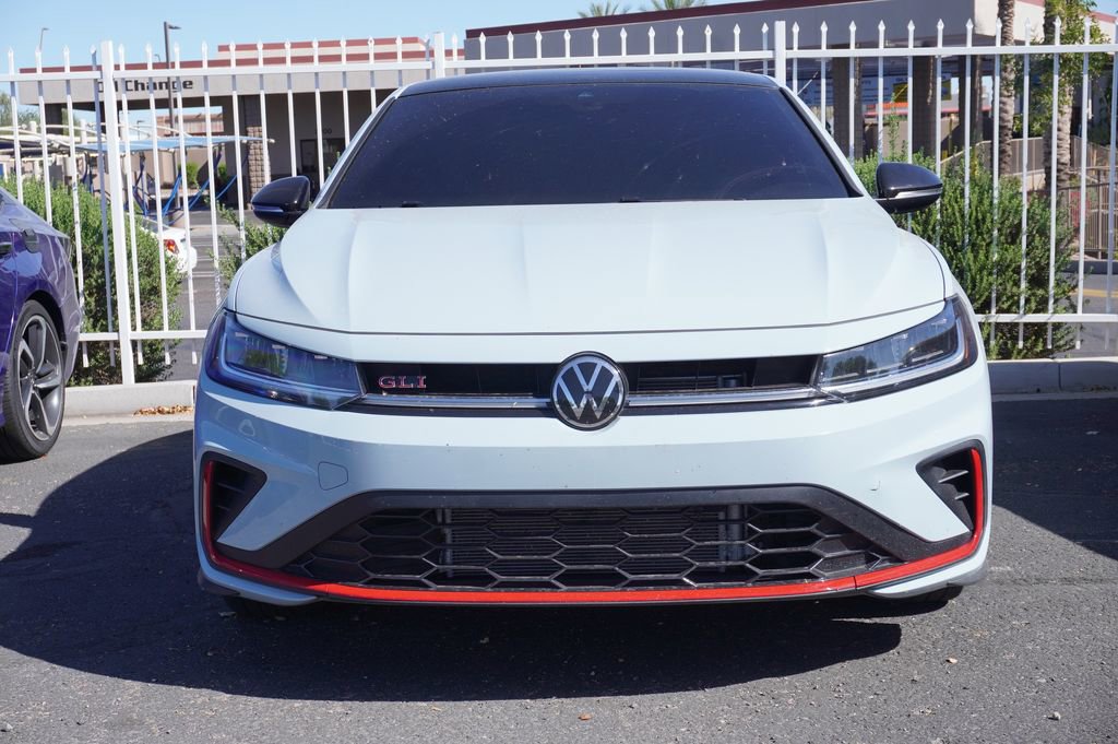 Used 2025 Volkswagen Jetta GLI Autobahn image 2