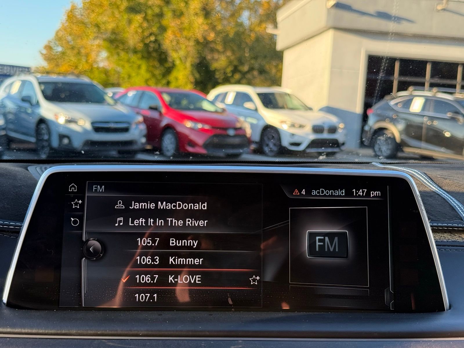 Used 2016 BMW 740i image 22