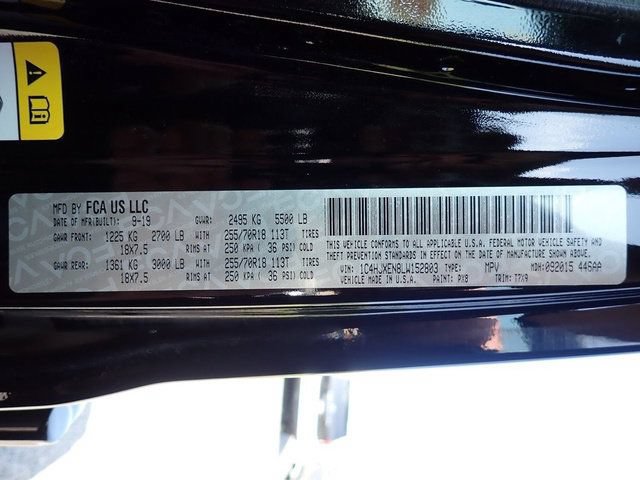Used 2020 Jeep Wrangler Unlimited Sahara AWD/4WD image 14