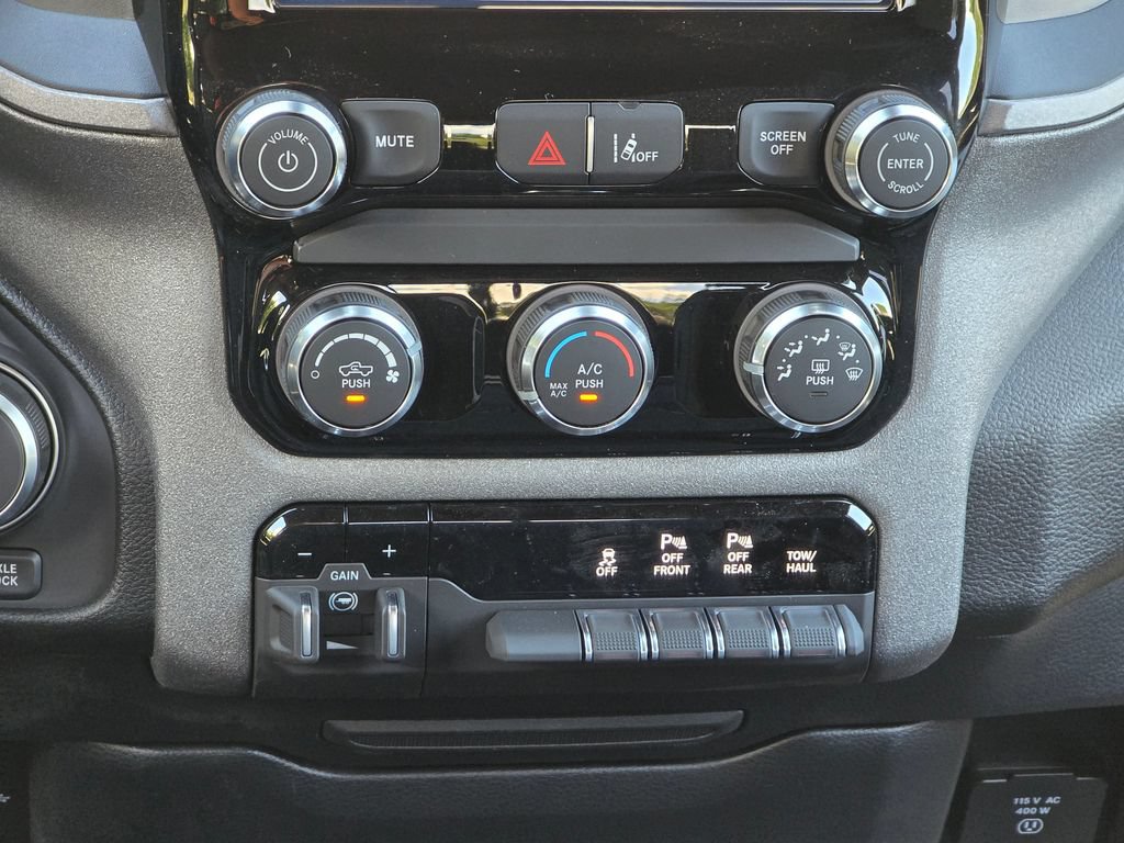 New 2026 RAM 1500 Classic Warlock AWD/4WD image 29