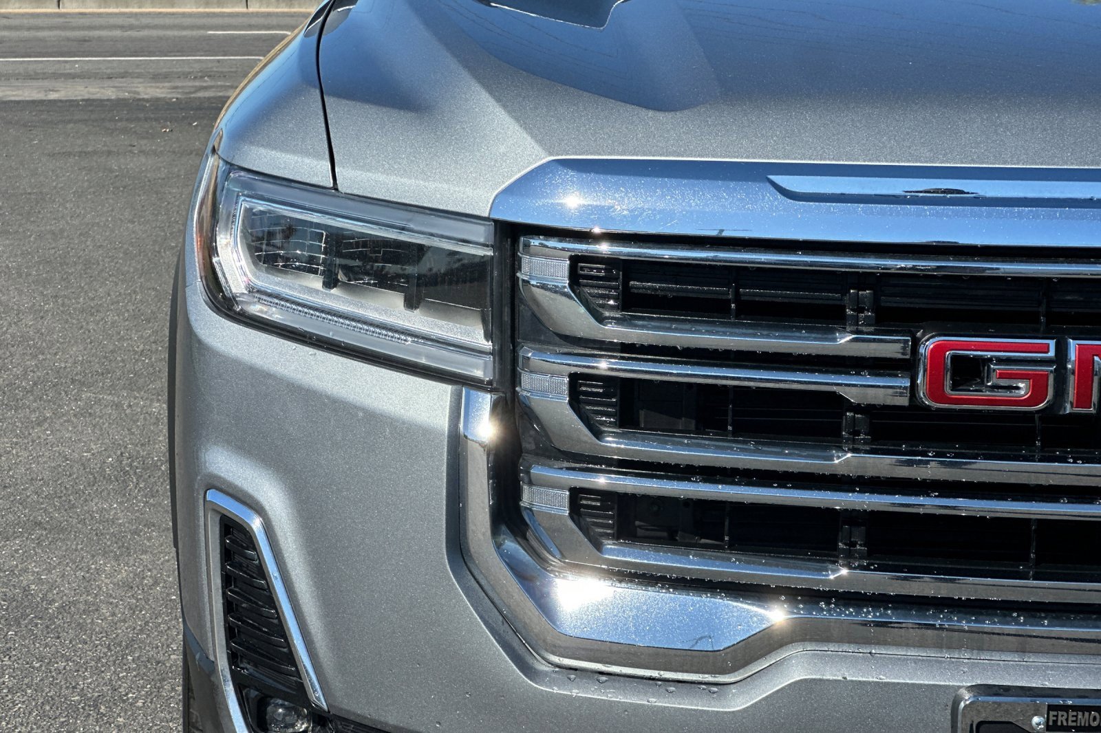 Used 2023 GMC Acadia SLT image 50