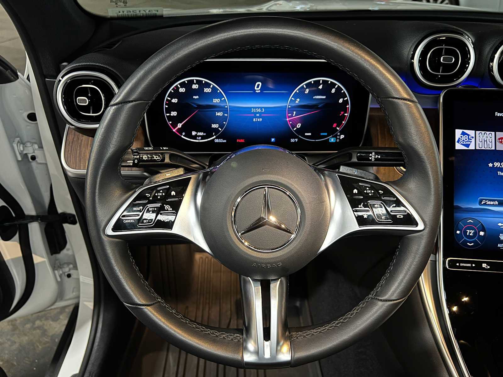 Certified 2025 Mercedes-Benz GLC 300 4MATIC image 24