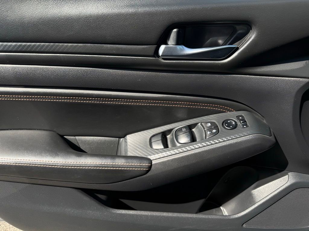 Used 2019 Nissan Altima 2.5 SR FWD image 20