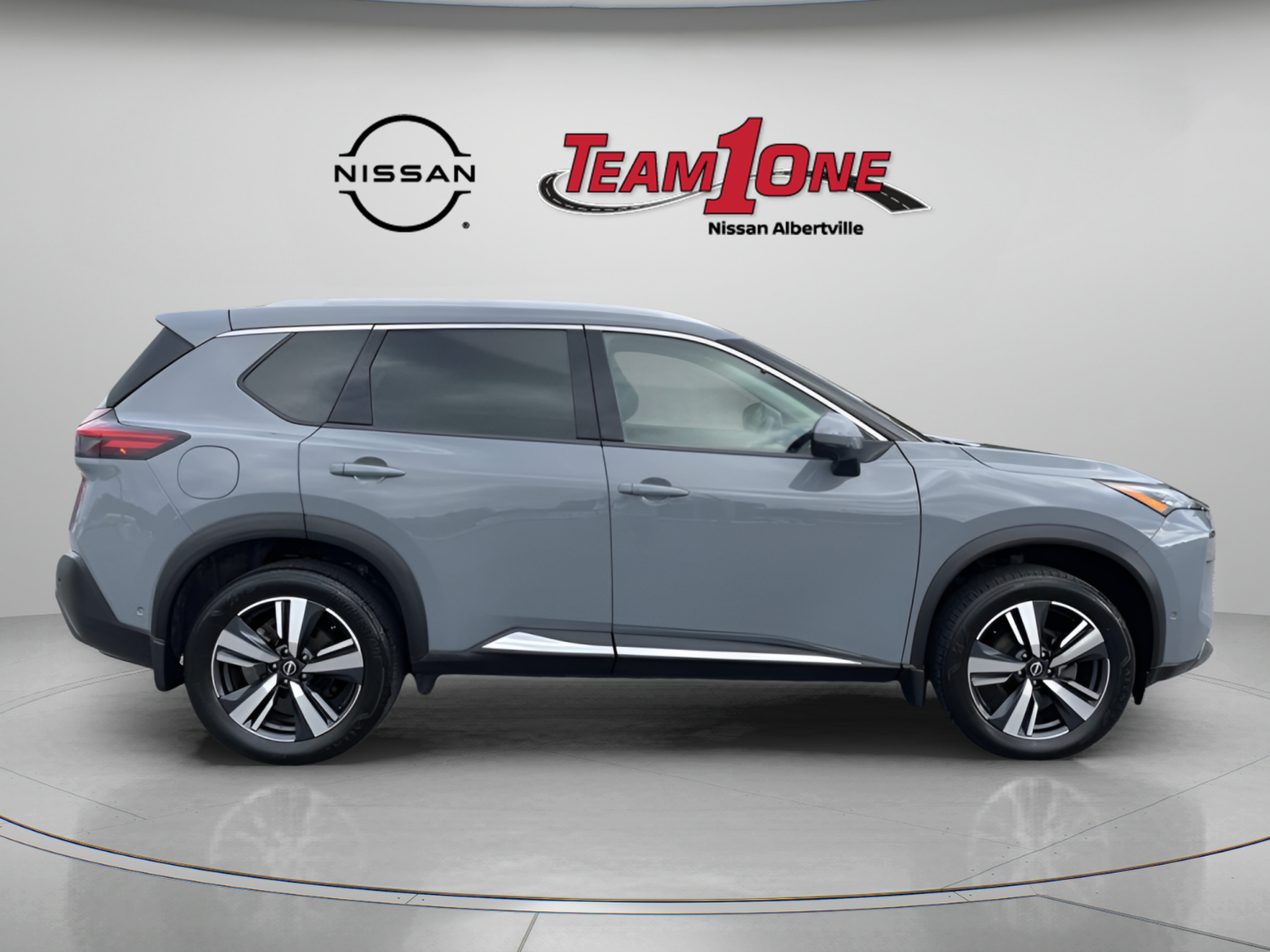Used 2023 Nissan Rogue SL w/ SL Premium Package AWD/4WD image 9