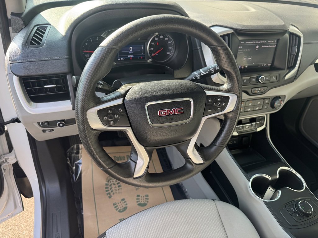 Used 2023 GMC Terrain SLE image 12