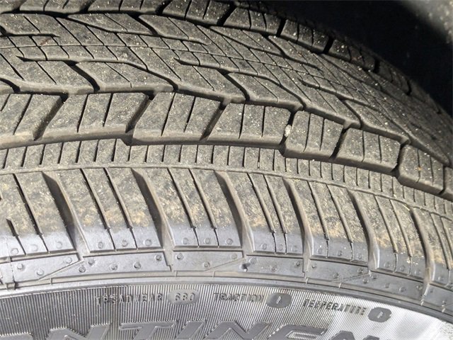 Certified 2025 Chevrolet Traverse High Country image 9