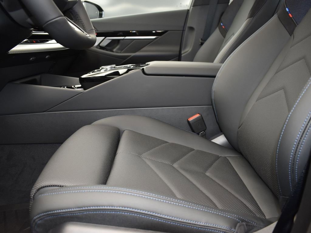 New 2026 BMW 530i w/ M Sport Package image 13