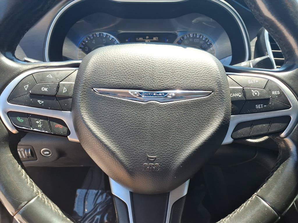 Used 2016 Chrysler 200 Limited w/ Anniversary Edition FWD image 13