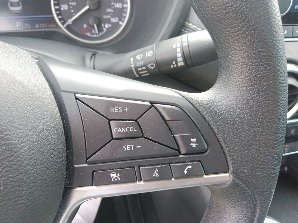 Used 2025 Nissan Sentra SV w/ Trunk Package FWD image 19