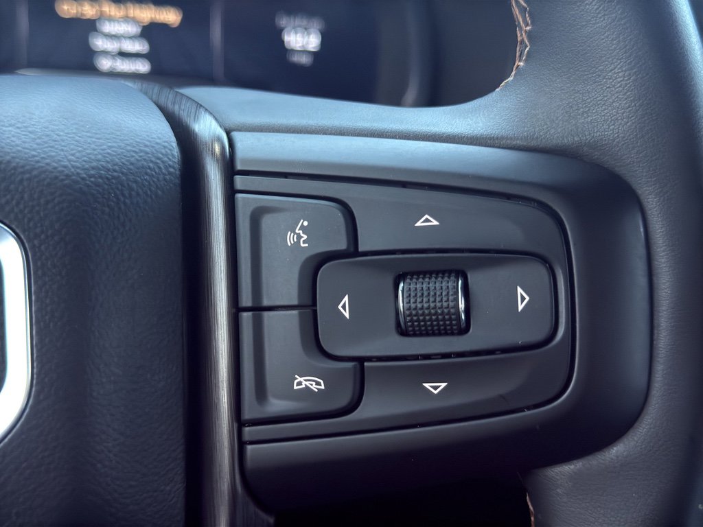 Used 2024 GMC Yukon AT4 w/ Technology Package image 20