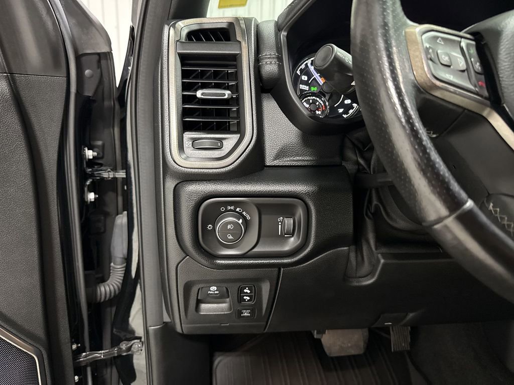 Used 2020 RAM 1500 Rebel w/ Rebel Level 2 Equipment Group AWD/4WD image 18