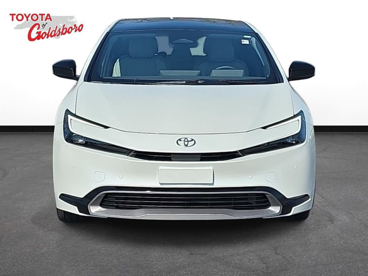 Used 2024 Toyota Prius Limited image 2