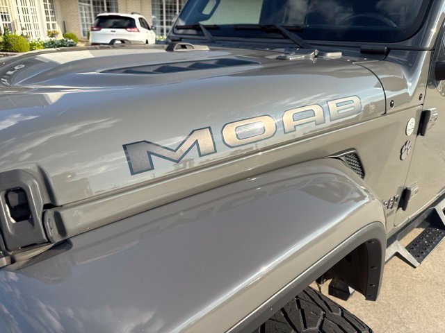 Used 2019 Jeep Wrangler Unlimited Sahara w/ Quick Order Package 24M Moab AWD/4WD image 10