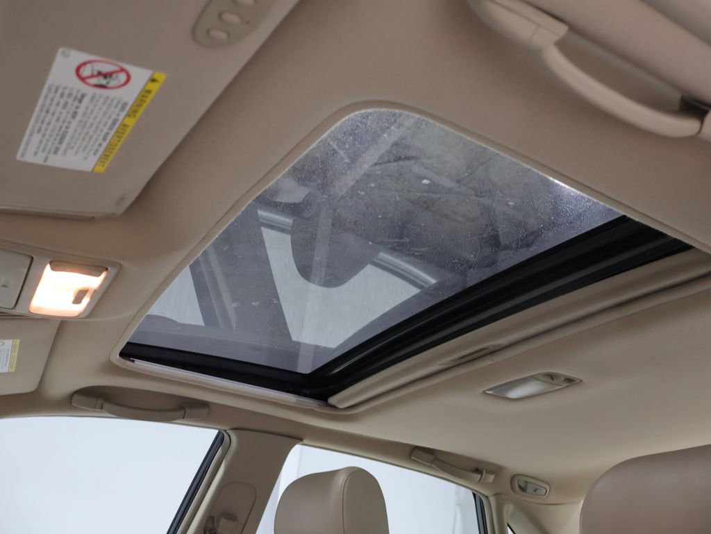 Used 2004 Toyota Avalon XLS image 29