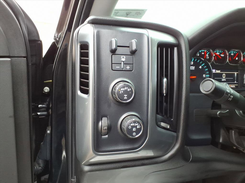 Used 2017 Chevrolet Silverado 1500 LT w/ All Star Edition image 13