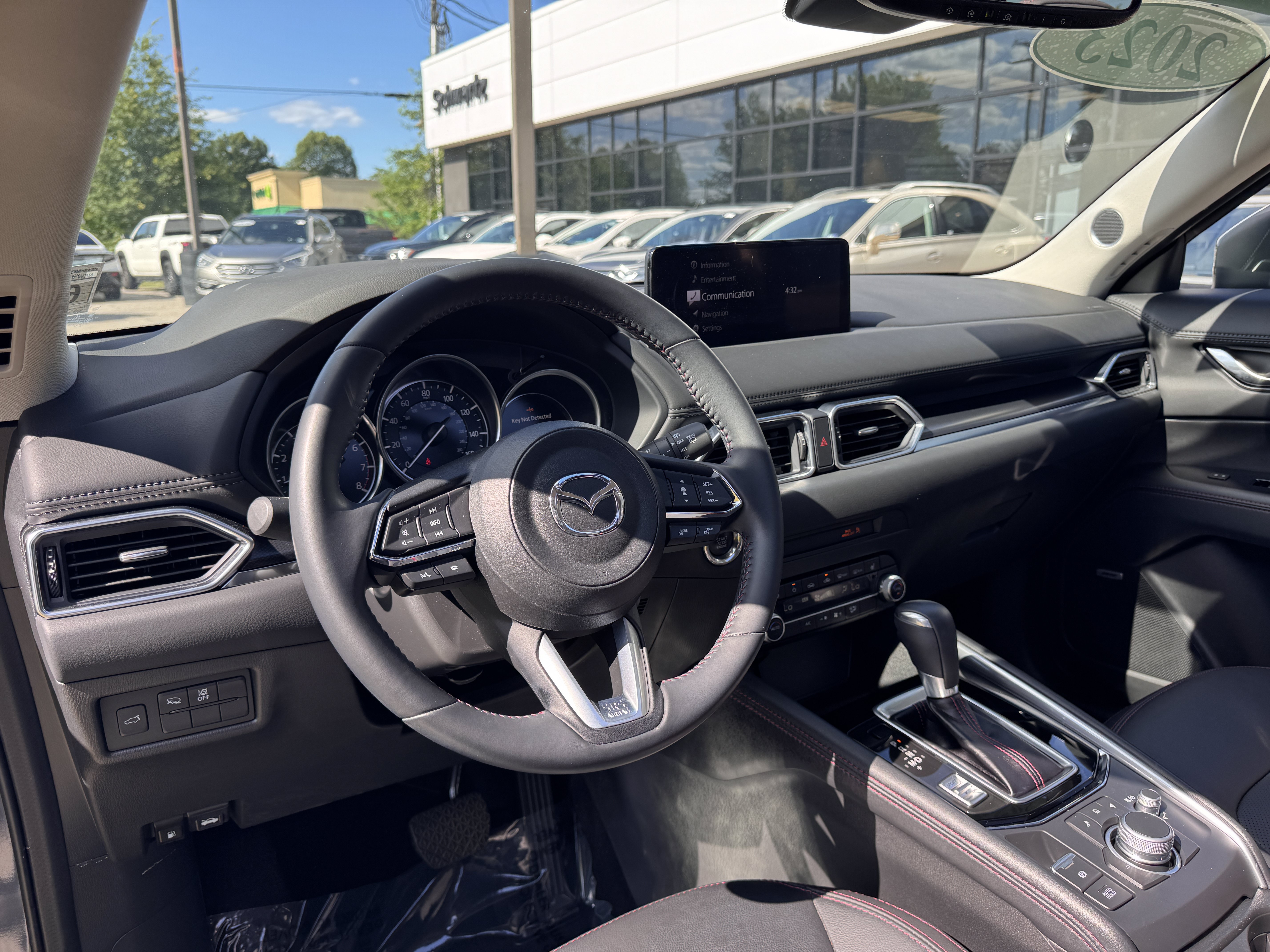 Certified 2023 MAZDA CX-5 Carbon Edition AWD/4WD image 5