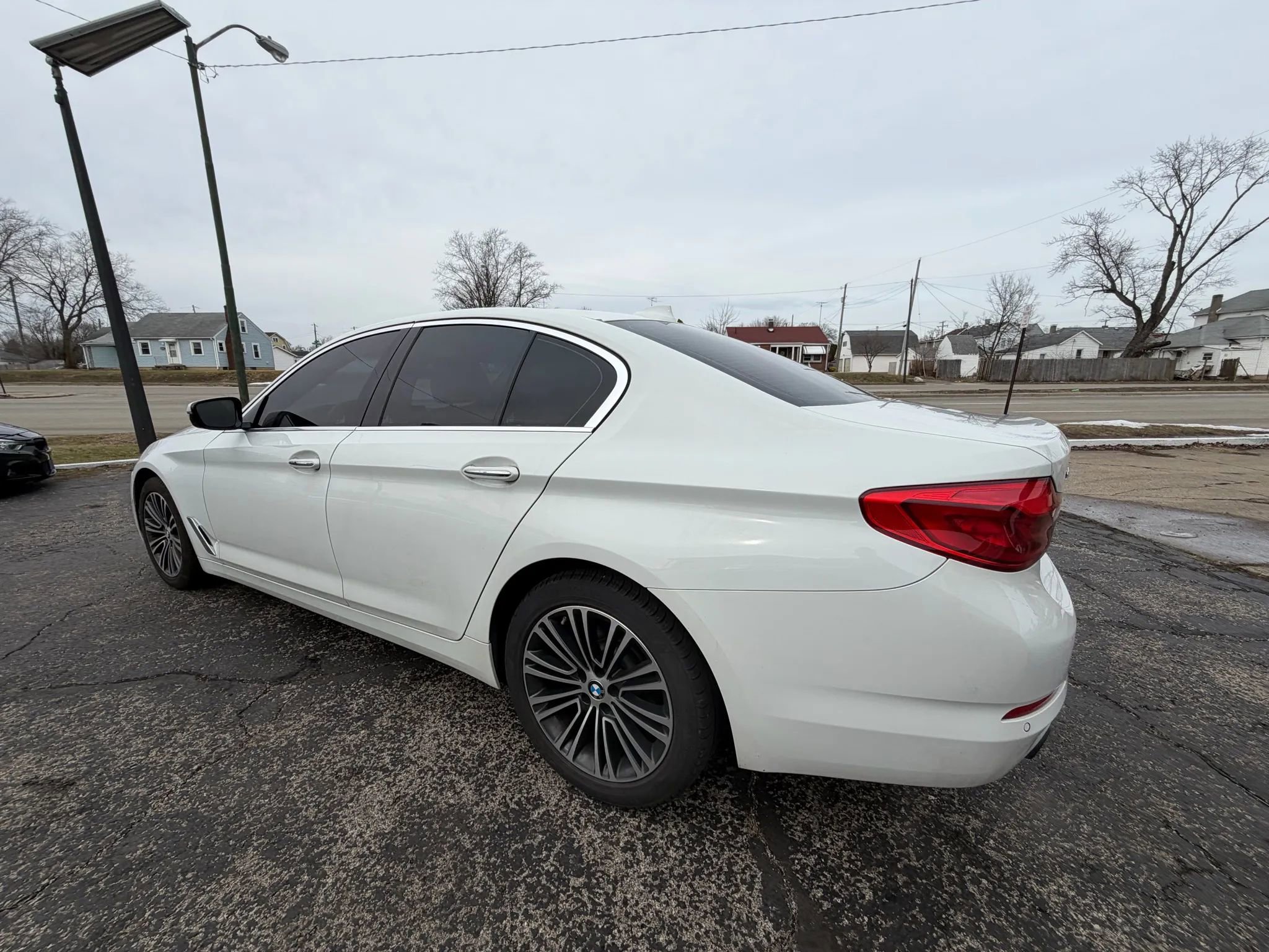 Used 2017 BMW 530i xDrive image 5