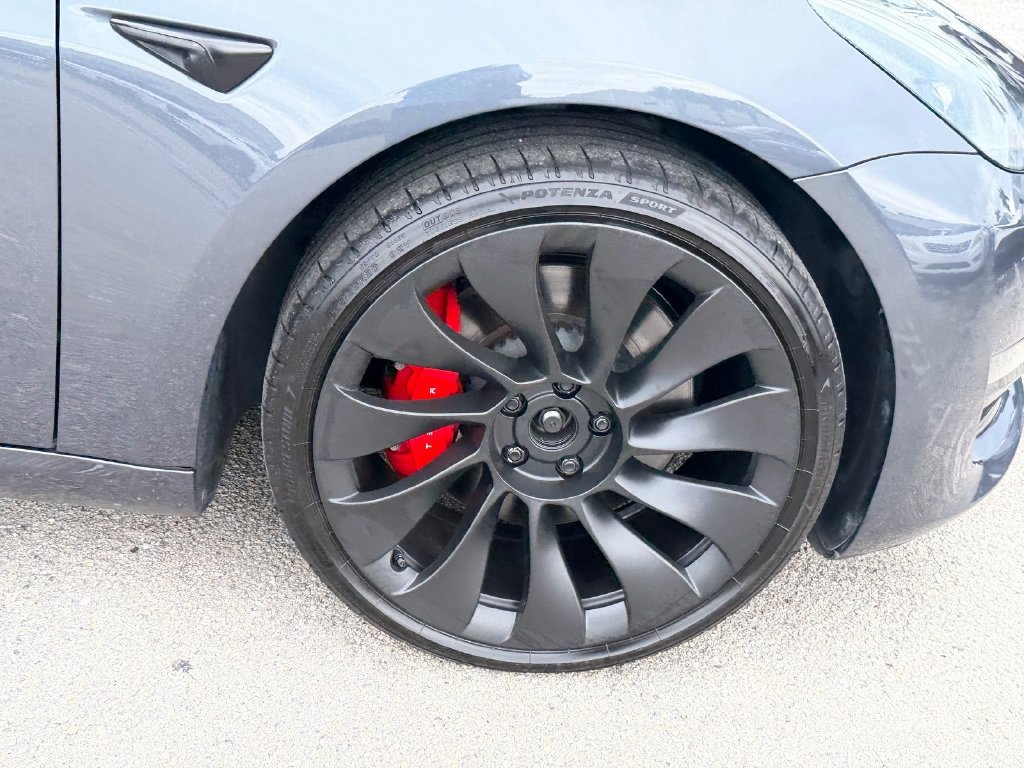 Used 2023 Tesla Model 3 Performance AWD/4WD image 9