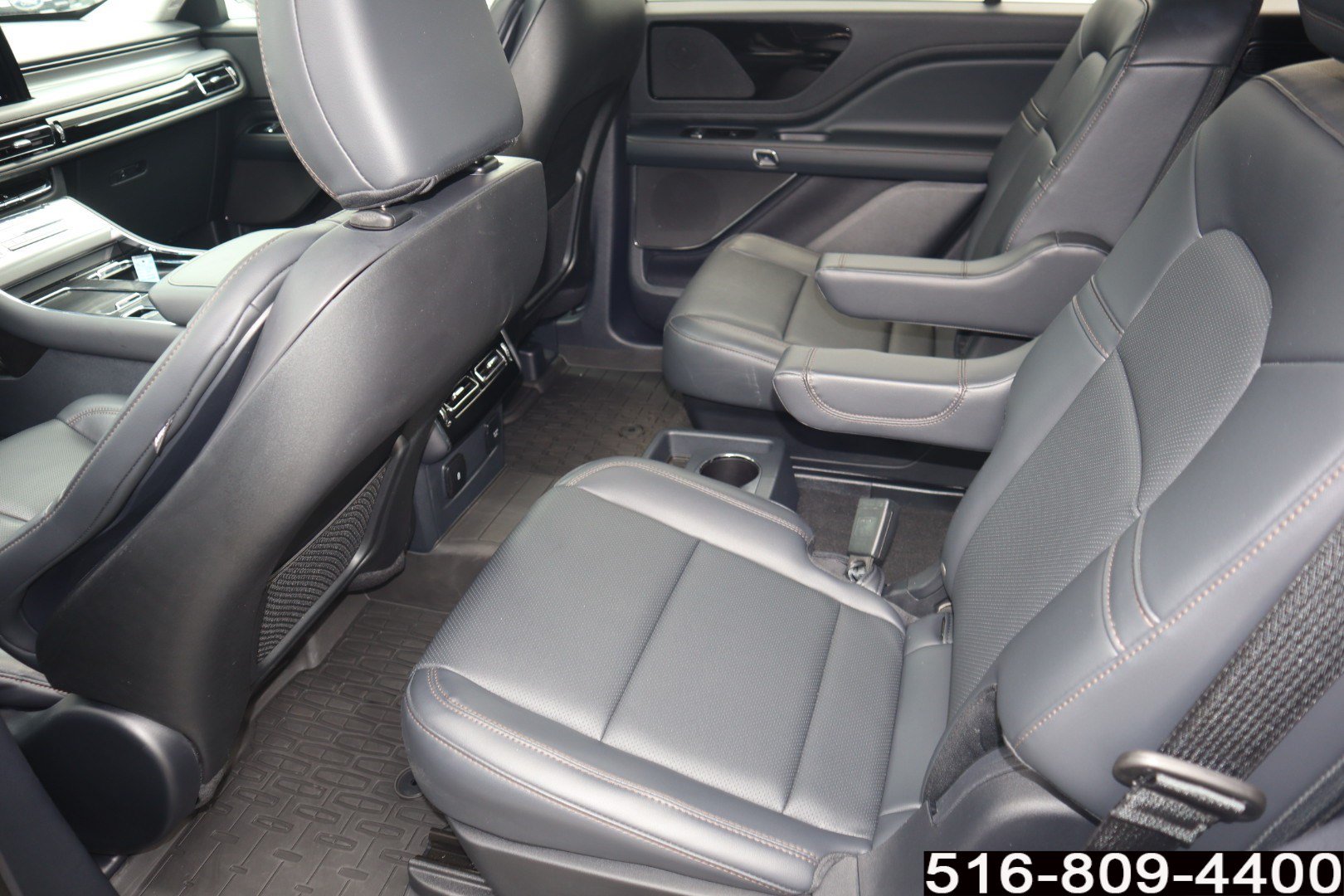 Used 2026 Lincoln Aviator AWD image 13