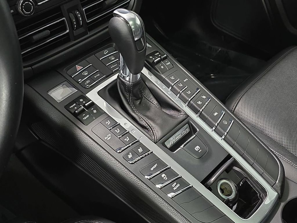 Used 2019 Porsche Macan AWD/4WD image 20
