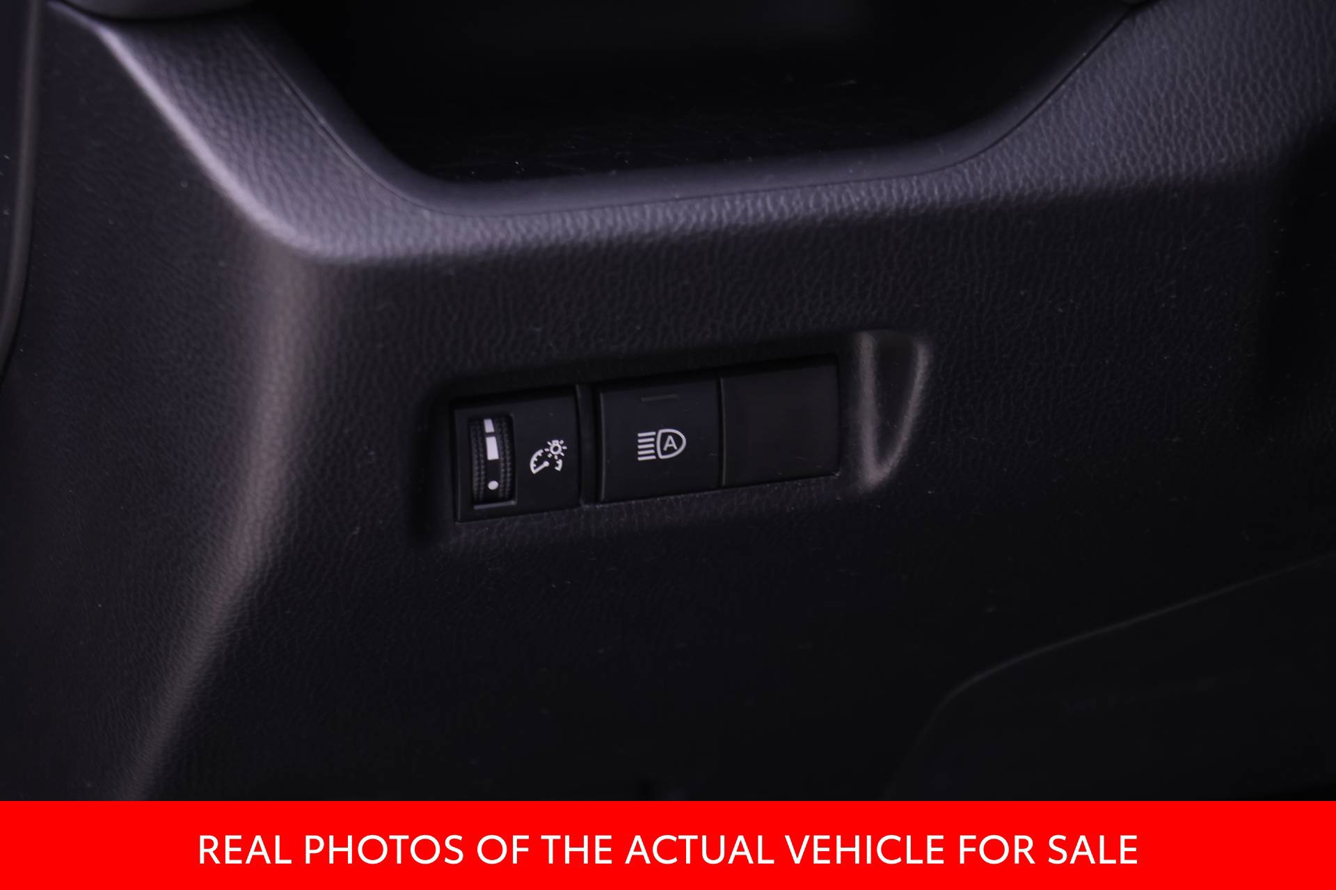 Certified 2025 Toyota RAV4 XLE AWD/4WD image 16