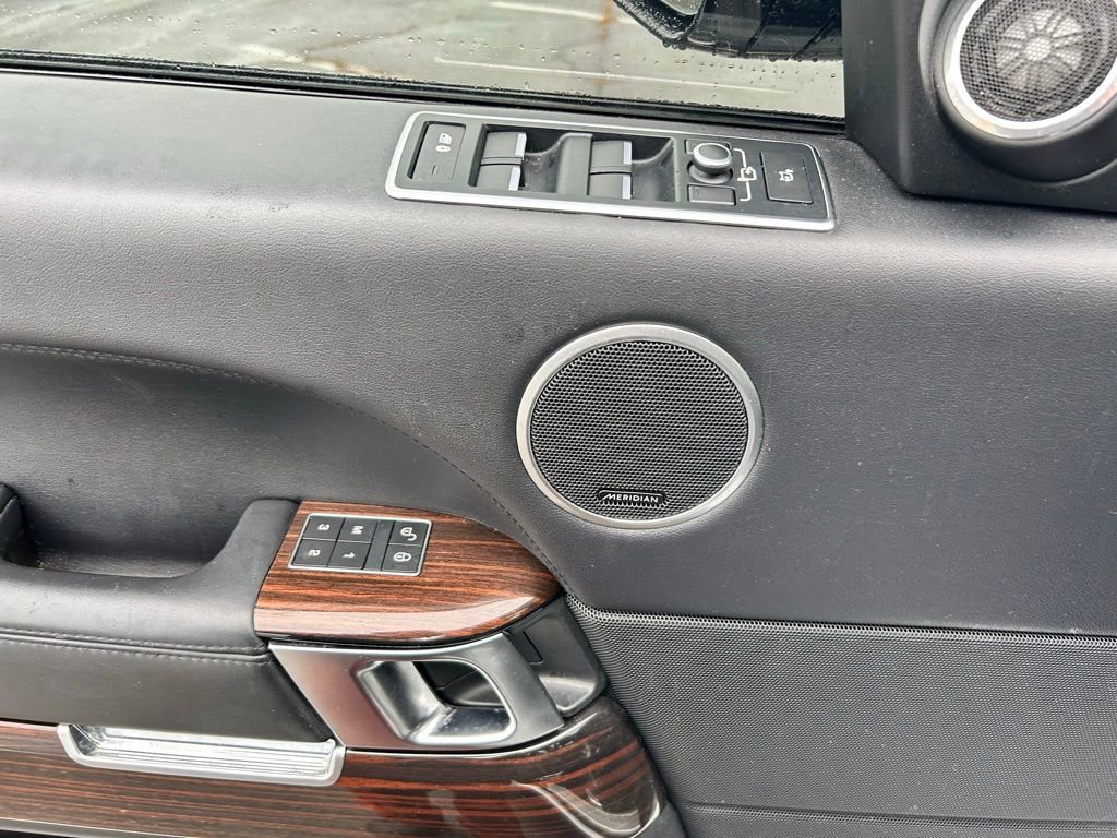 Used 2016 Land Rover Range Rover Supercharged image 21