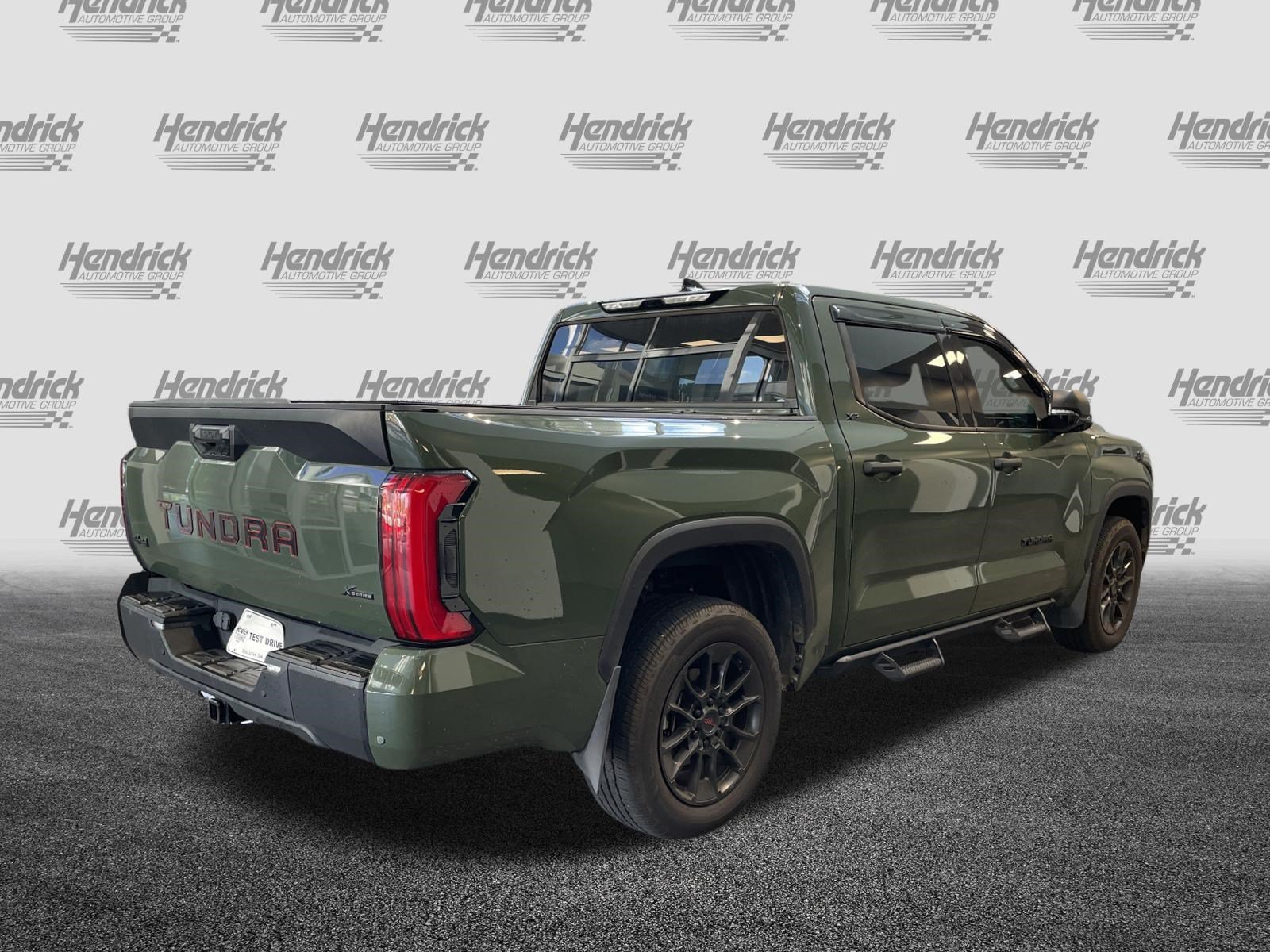 Used 2023 Toyota Tundra SR5 w/ SR5 Convenience Package AWD/4WD image 10