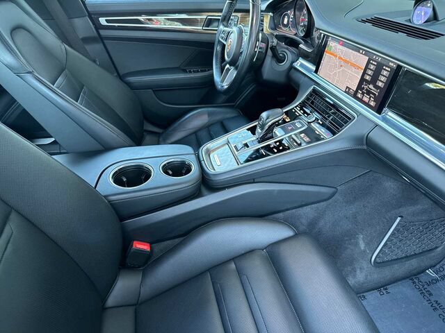 Used 2018 Porsche Panamera 4S AWD/4WD image 19
