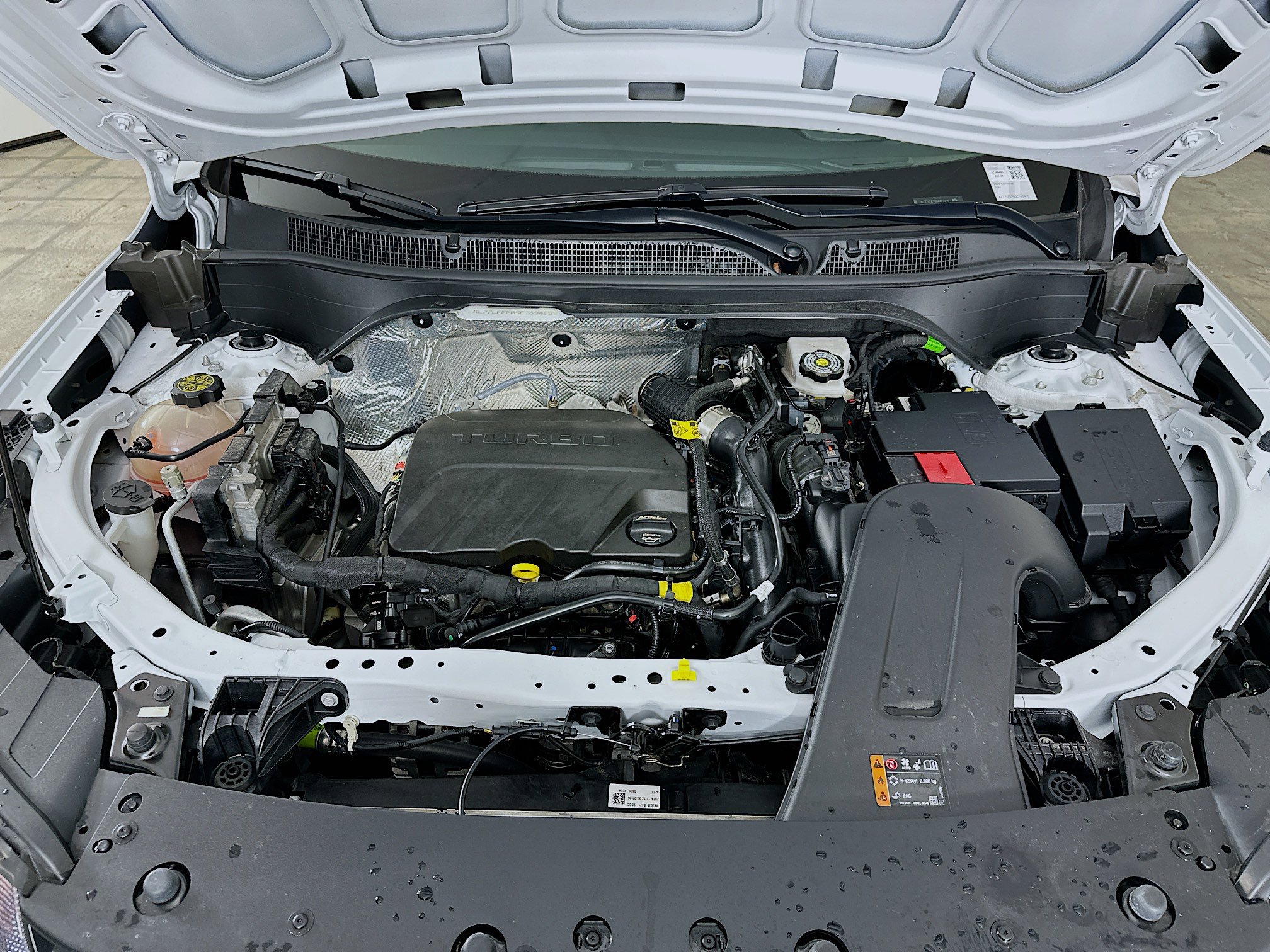 Used 2025 Chevrolet Trax LS image 31