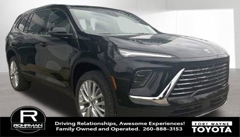 Used 2025 Buick Enclave Preferred AWD/4WD image 4