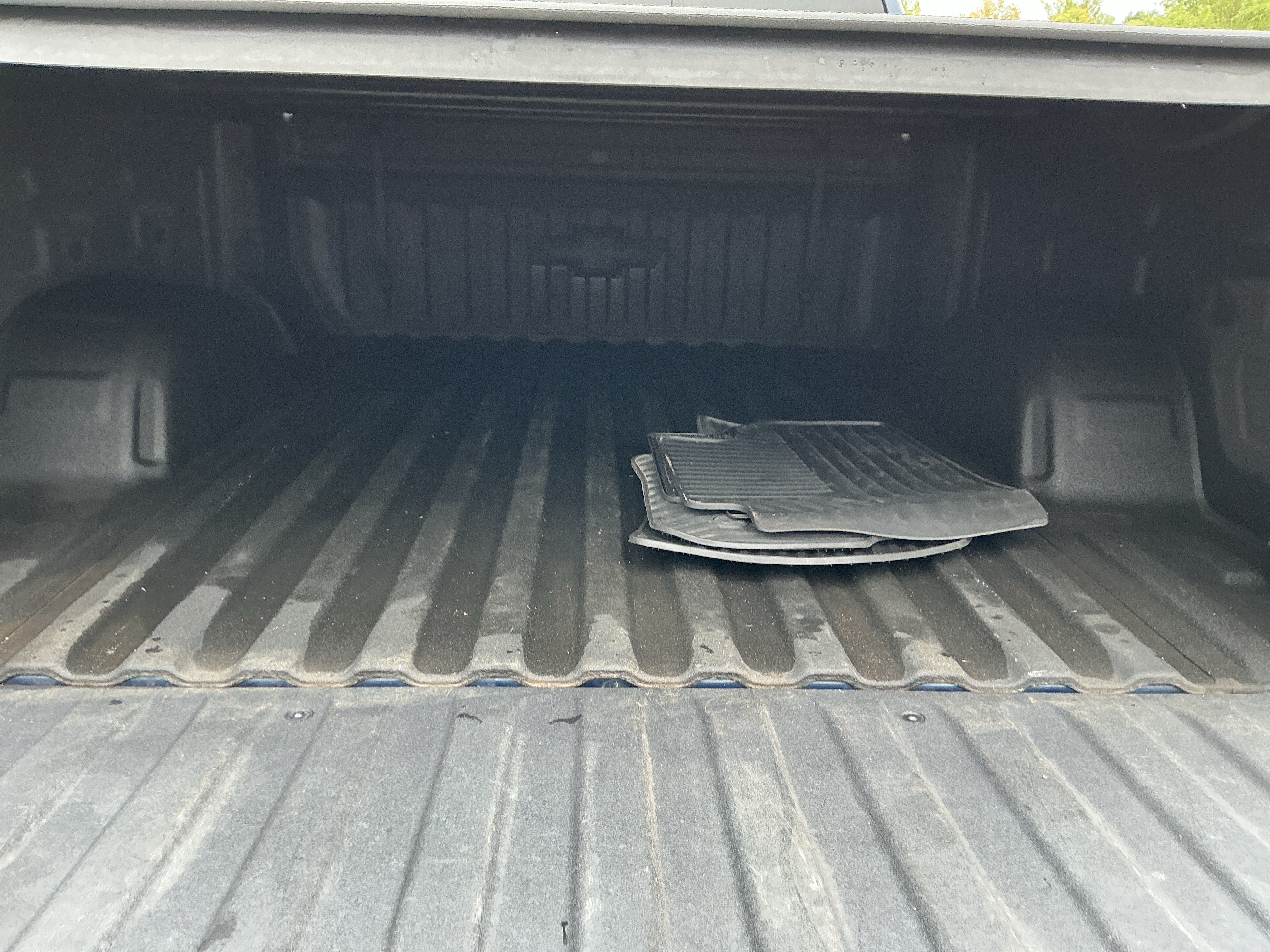 Used 2019 Chevrolet Silverado 1500 LT w/ All-Star Edition AWD/4WD image 17