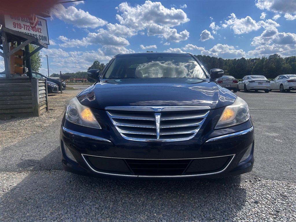 Used 2012 Hyundai Genesis 4.6 RWD image 8