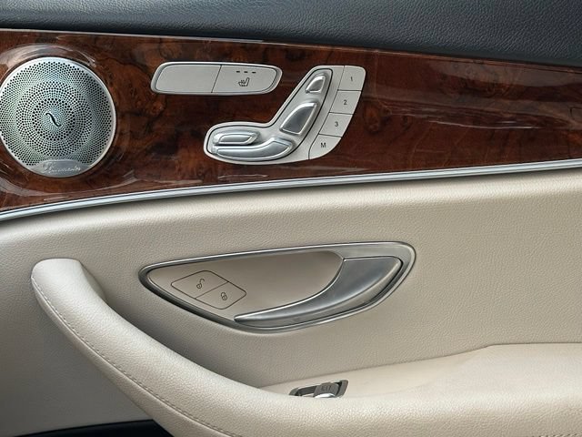 Certified 2019 Mercedes-Benz E 300 4MATIC image 35