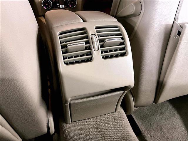 Used 2014 Mercedes-Benz C 250 Sedan image 25