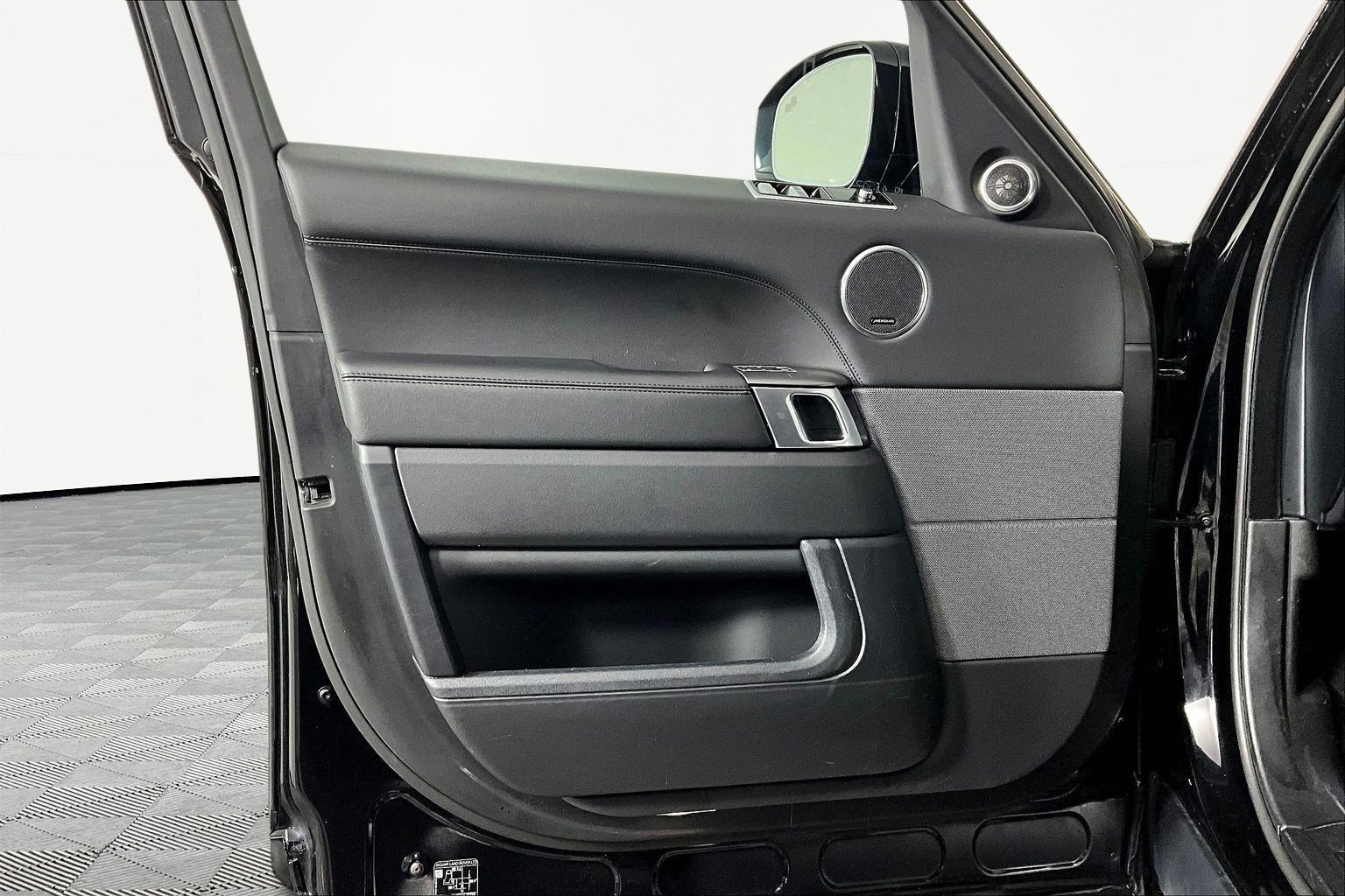 Used 2021 Land Rover Range Rover Sport SE image 21