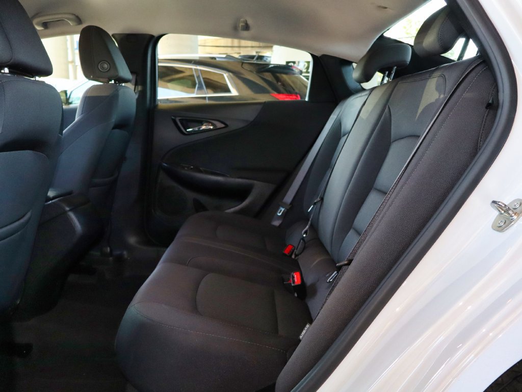 Used 2022 Chevrolet Malibu LS FWD image 34