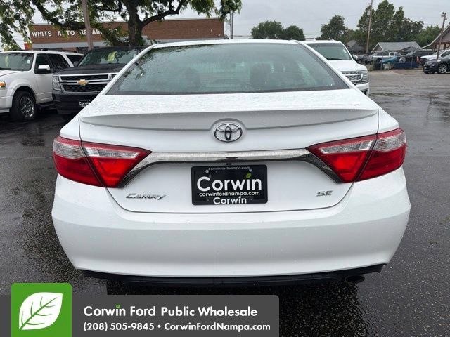 Used 2016 Toyota Camry SE FWD image 6