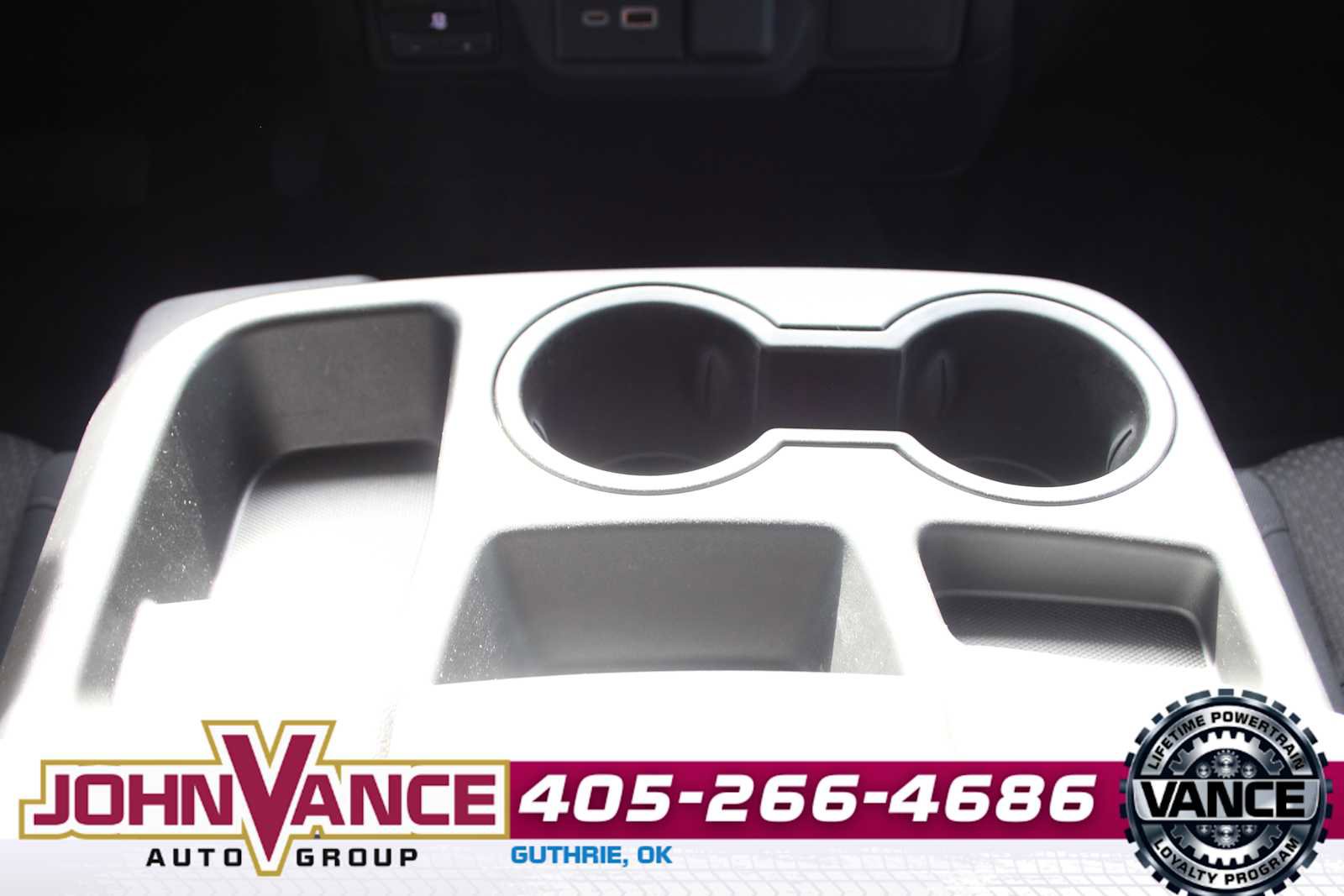 Used 2025 Chevrolet Silverado 2500 Custom image 28